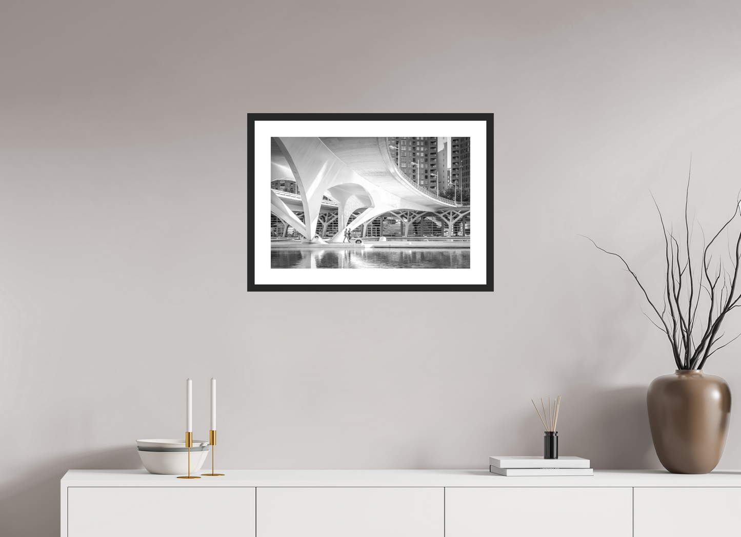 60 x 40 cm, Hahnemühle Photo Rag, Frame 20mm black, Passepartout white, Front glass matt DIALOG - CASUAL WALK AND TALK - Valencia