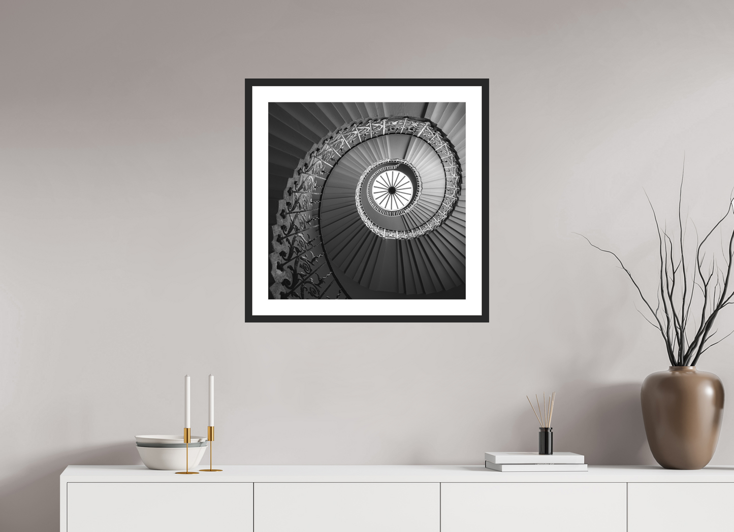 60 x 60 cm, Hahnemühle Photo Rag, Frame 20mm black, Passepartout white, Front glass matt POETRY - EYE OF A DRAGON - London